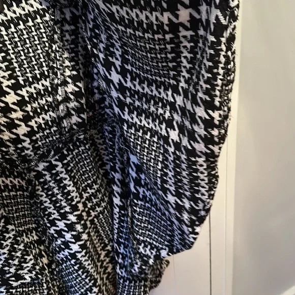 Black and white houndstooth jacket - Picture 6 of 7